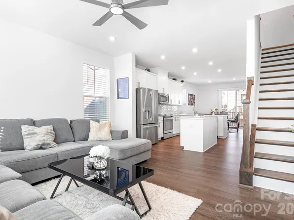 1226 Gleason Way, Charlotte, NC 28217