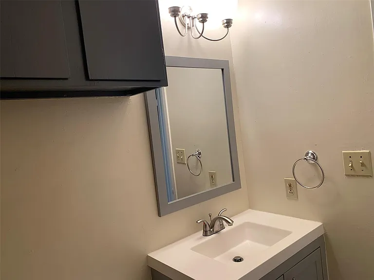 10447 Doc Holliday Trl #B — Photo 17