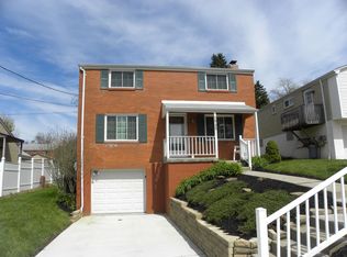 1543 Roosevelt Ave, South Park, PA