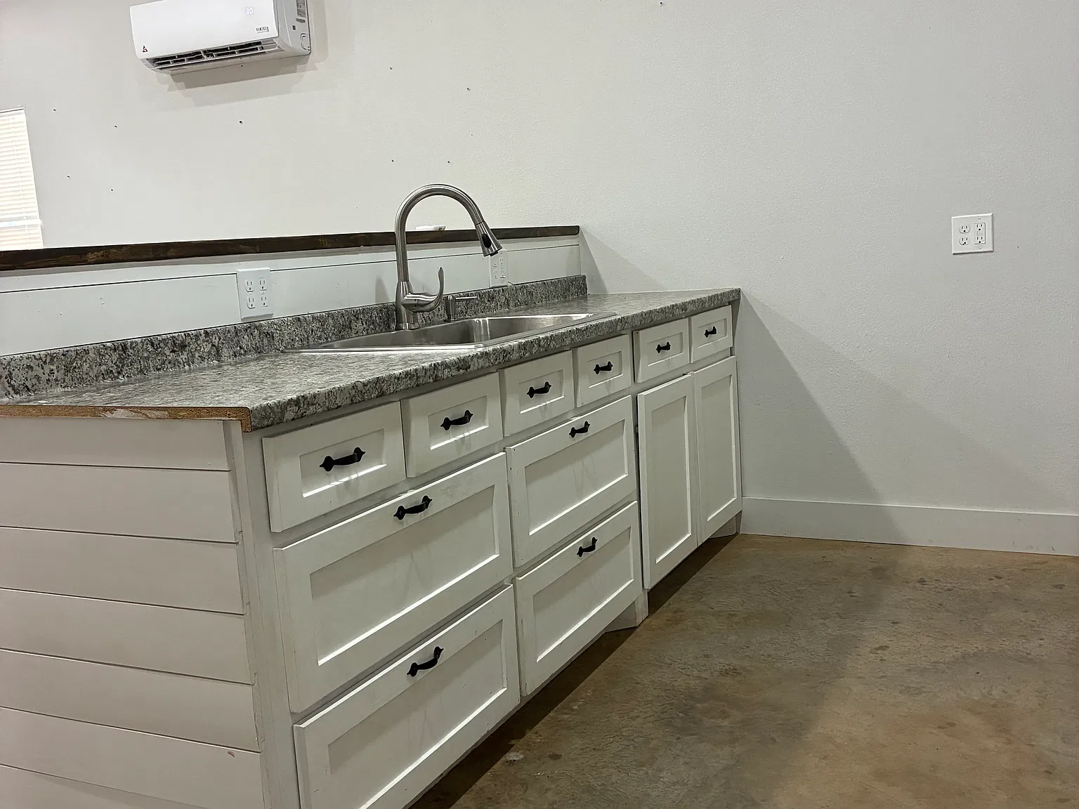 1 bed, 850 sqft, $1,099 — Photo 3