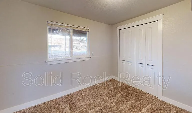 736 Squire St — Photo 11