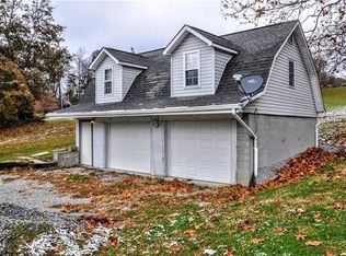 193 Crawford Ln, Rostraver Township, PA 15012