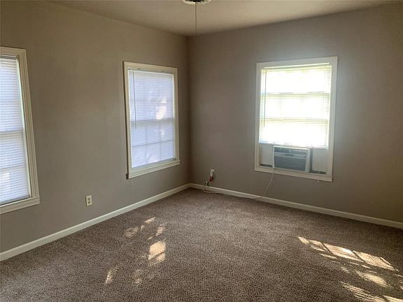 5th image of 1407 N Avenue F