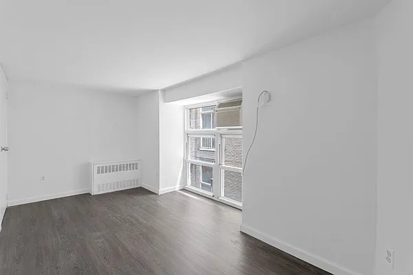 Rented by Kole Group | media 4