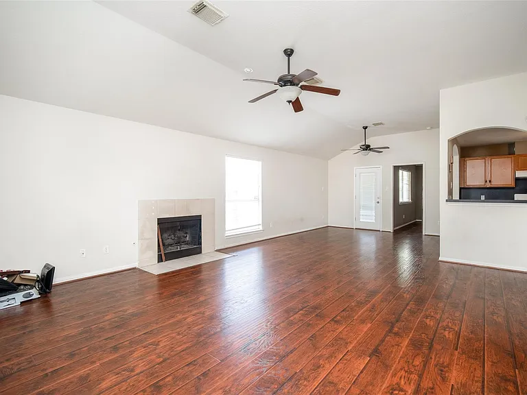 17219 Lilac Vale Ct — Photo 5