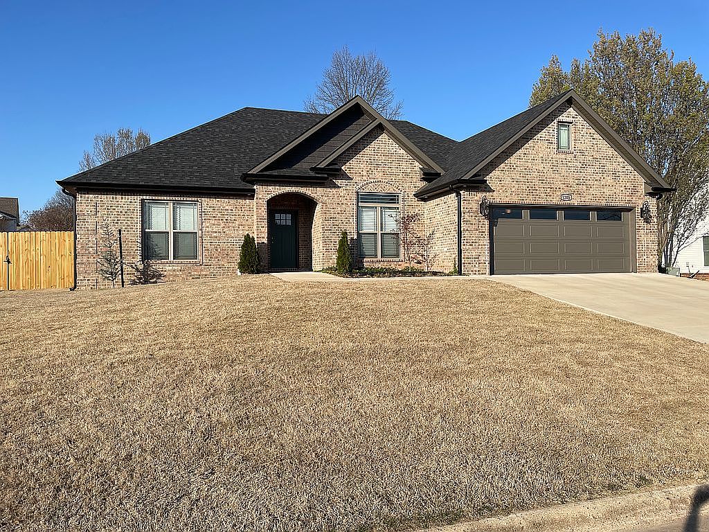 1203 Kirkwood Dr, Paragould, AR 72450 Zillow