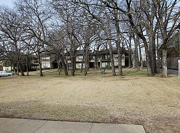 2nd image of 618 Campana Ct