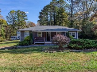 224 Pecan Dr, Canton, GA 30114