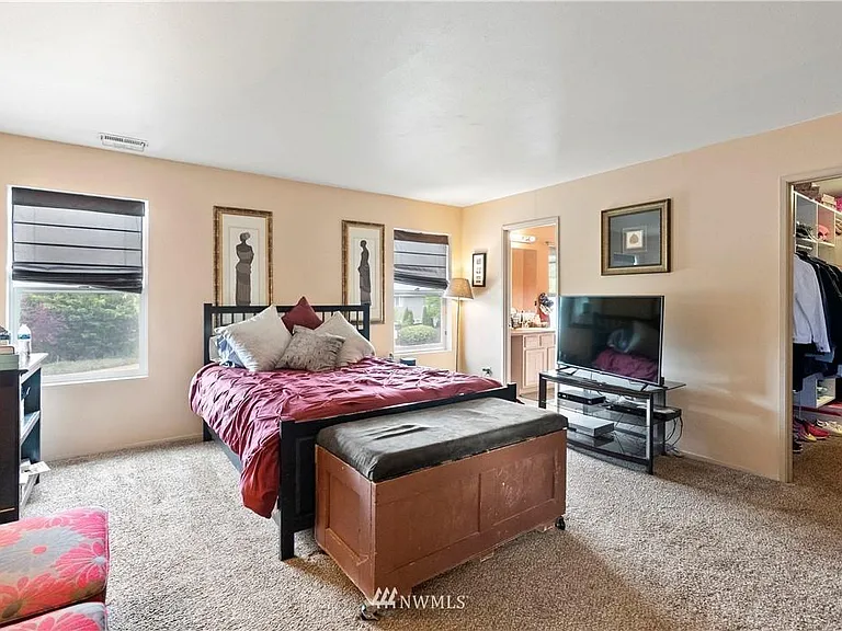 18711 95th Avenue Ct E — Photo 9