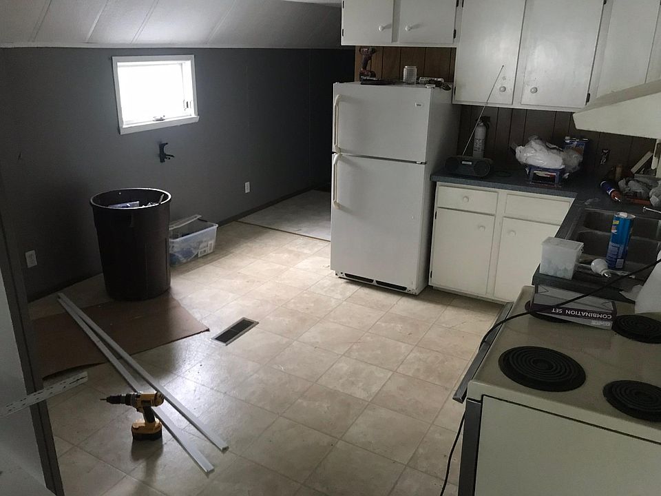 2nd image of 1117 May Post Office Rd APT 1