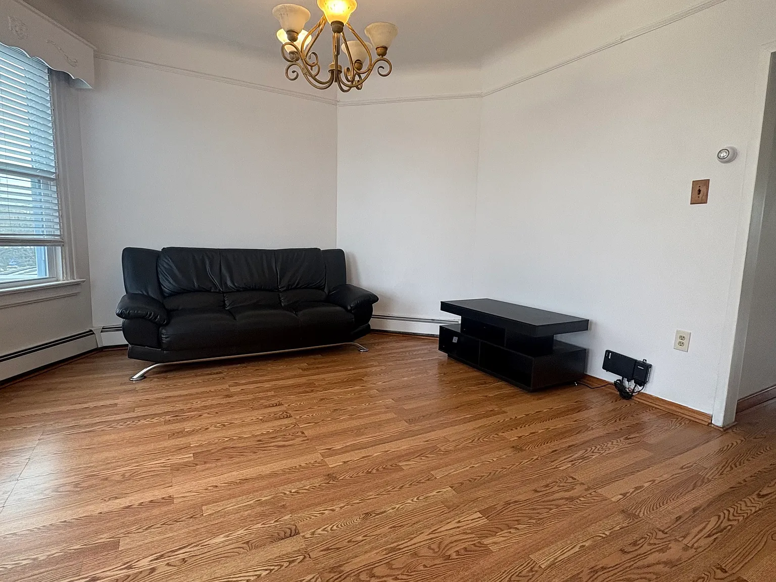 2 bed, $2,000 — Photo 4