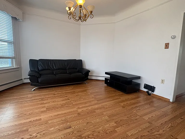 143 Elm St #2 — Photo 4