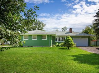 1109 Locust St, Marshall, IL 62441