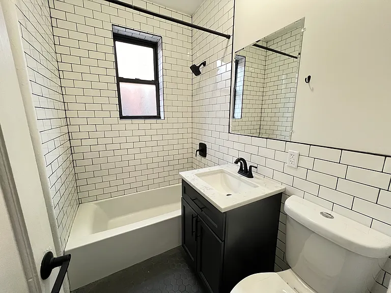 43-22 49th St #4D — Photo 5