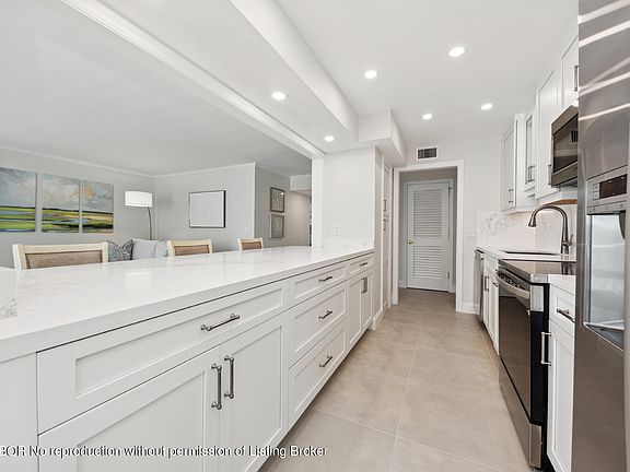 4th image of 3570 S Ocean Blvd APT 510