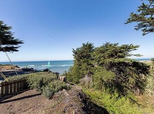 401 Nevada Ave, Moss Beach, CA 94038