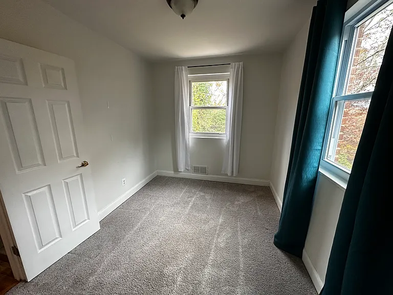 1604 Woodhill Ct — Photo 20
