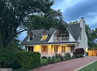 2101 Reynolds St, Falls Church, VA 22043