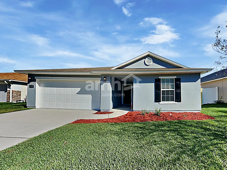 77088 Cobblestone Dr — Photo 1
