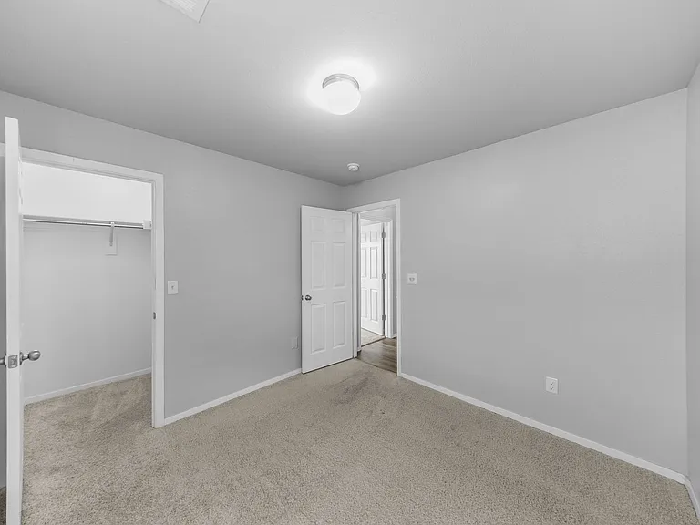 1650 King Rd — Photo 17
