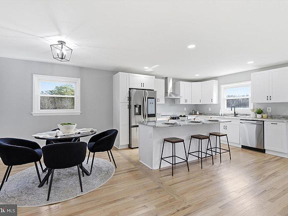 2nd image of 15810 Letcher Rd