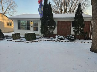 32235 Harvard St, Westland, MI 48186