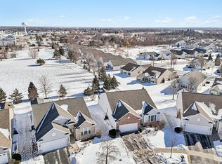 3251 Sheridan Ln, Mundelein, IL 60060