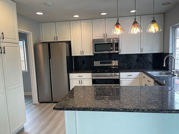 3rd image of 11683 La Colina Rd #B