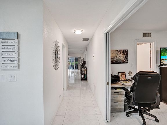 2nd image of 1640 NW 18th Avenue N #104