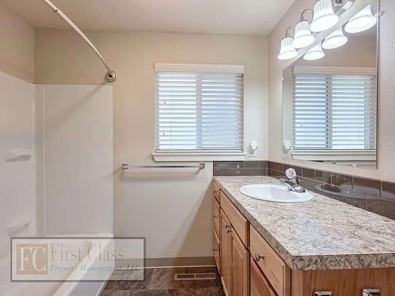 17640 SW Shaw St — Photo 12