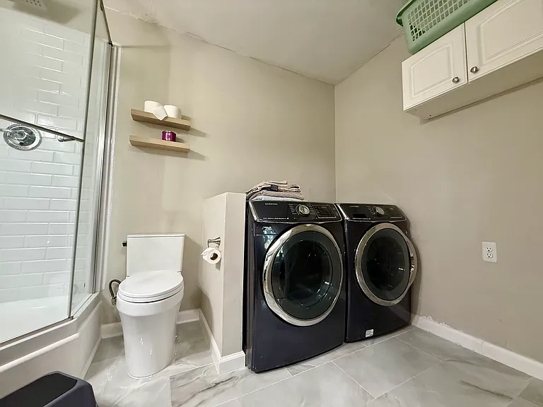 2371 Agnes Dr — Photo 6