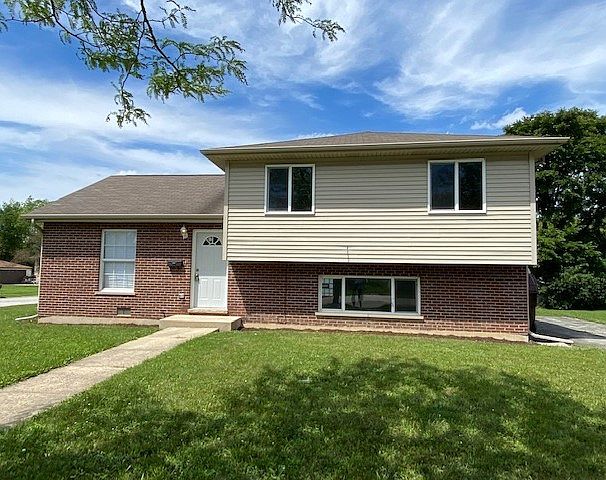 1st image of 22051 E Churchill Dr