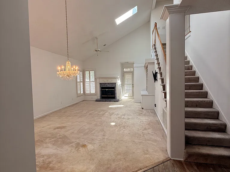 74 Park Village Ln — Photo 3