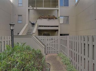 109 Woodland Pl, Osprey, FL 34229