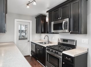 1516 State Ave FLOOR 2, Coraopolis, PA 15108