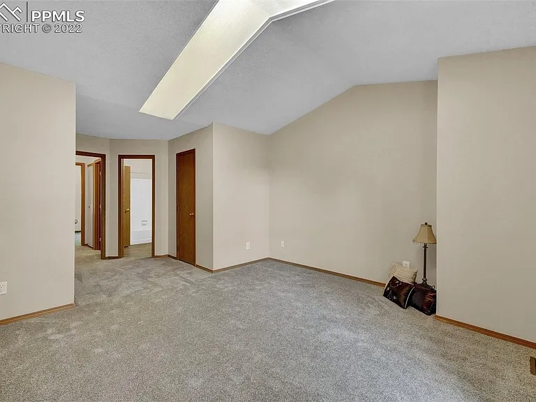 3467 Queen Anne Way — Photo 22