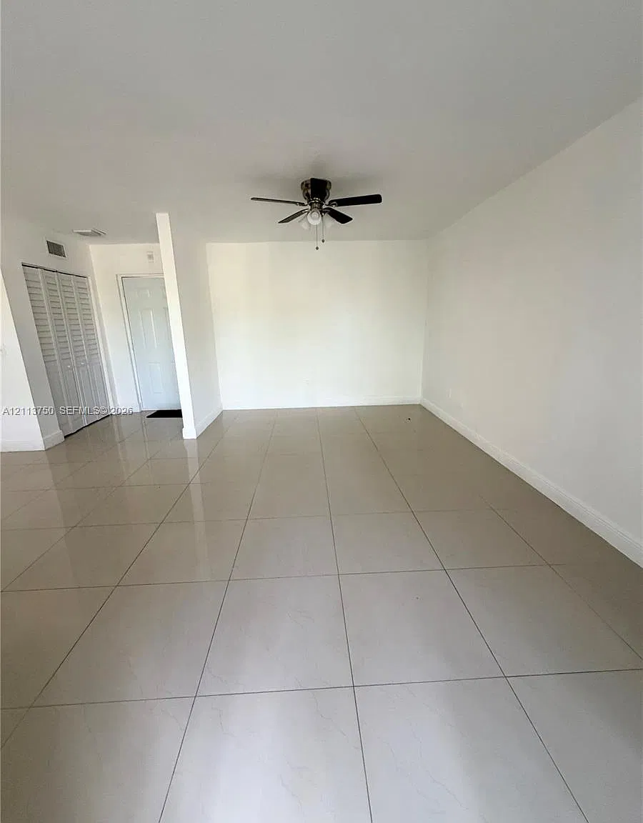 La Placida Section 1 Cond — Photo 4