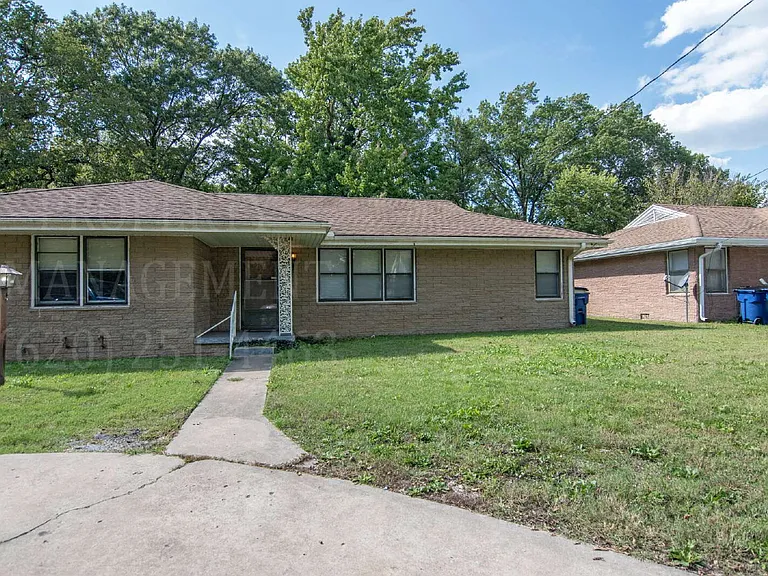 710 S Cline Rd — Photo 1