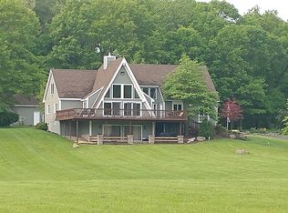 1070 Holden Ave, Milford, MI