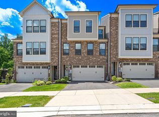 219 Hickory Hollow Ct, Cockeysville, MD 21030