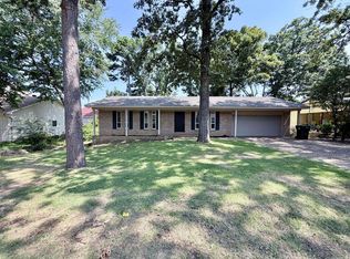 11814 Ashwood Dr, Little Rock, AR 72211