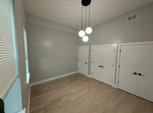 178 Van Buren St #3C, Newark, NJ 07105