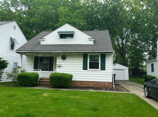 1227 Gordon Rd, Lyndhurst, OH 44124