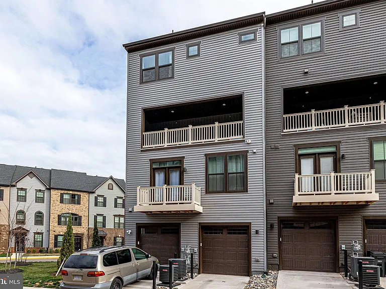 2753 Velocity Rd #32B — Photo 34