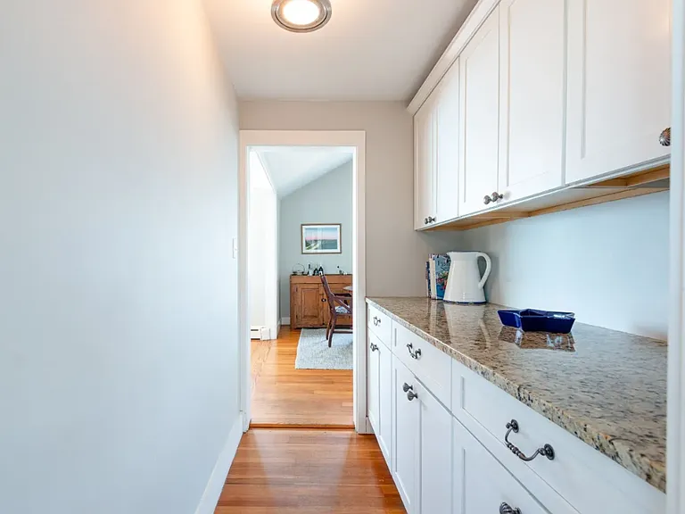 93 Baxter Rd — Photo 8