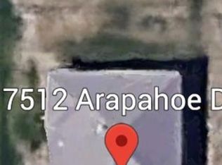 7512 Arapahoe Dr, Shawnee, KS 66227