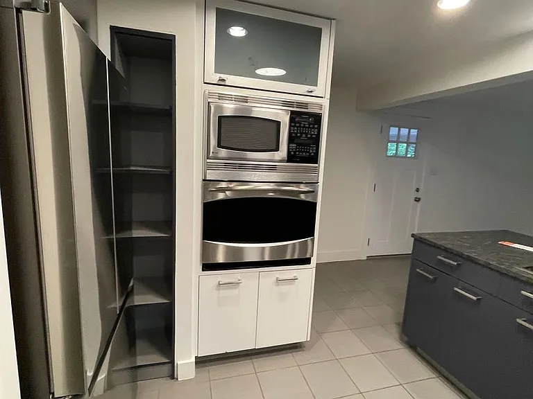 249 Newport St — Photo 4