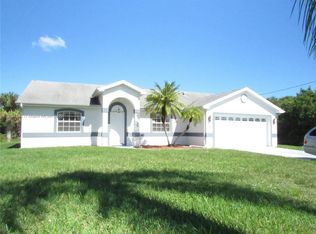 1113 SW Khan Dr, Port Saint Lucie, FL 34953