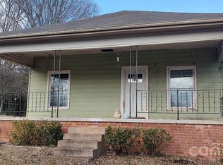 26 Pearl St, Granite Falls, NC 28630