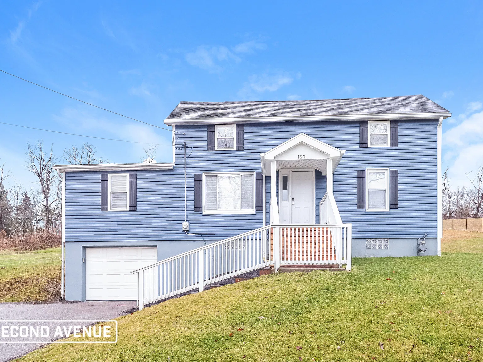 4 bed, 2.0 bath, 1728 sqft, $2,159 — Photo 1